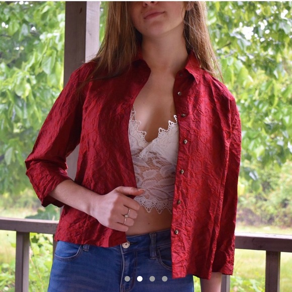 100% Silk Ann Taylor Loft Button Up - Picture 2 of 4